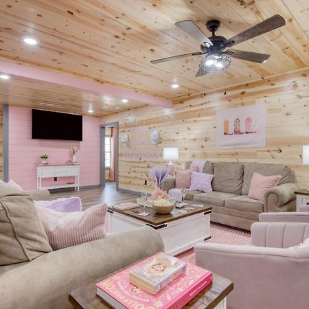 Pink Pines Avantstay Luxury Aesthetic Dream Home Indoor Pool Hot Tub Pigeon Forge Exteriör bild