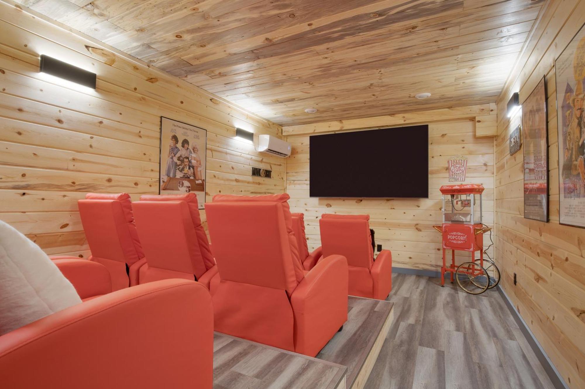 Pink Pines Avantstay Luxury Aesthetic Dream Home Indoor Pool Hot Tub Pigeon Forge Exteriör bild
