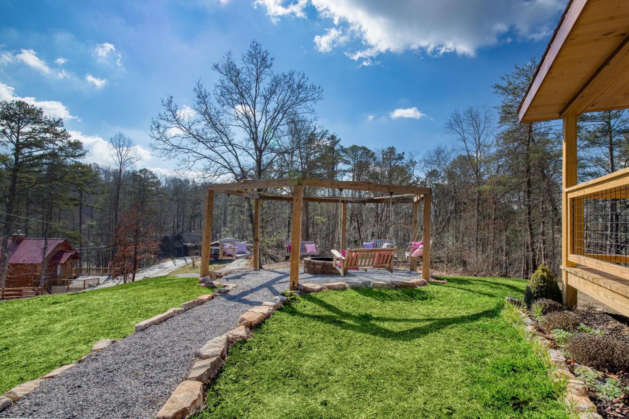Pink Pines Avantstay Luxury Aesthetic Dream Home Indoor Pool Hot Tub Pigeon Forge Exteriör bild