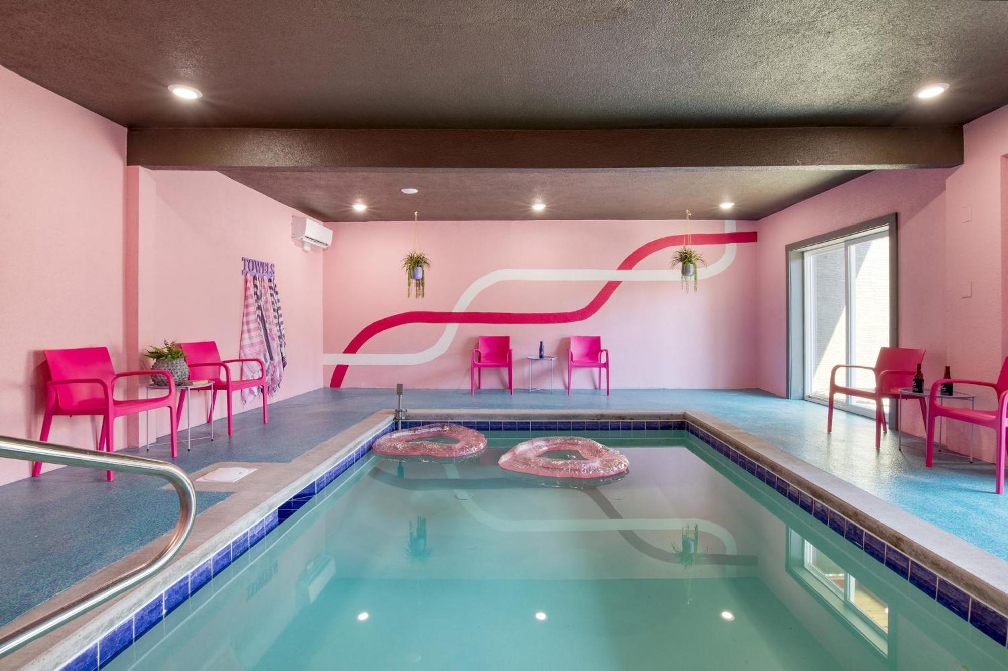 Pink Pines Avantstay Luxury Aesthetic Dream Home Indoor Pool Hot Tub Pigeon Forge Exteriör bild