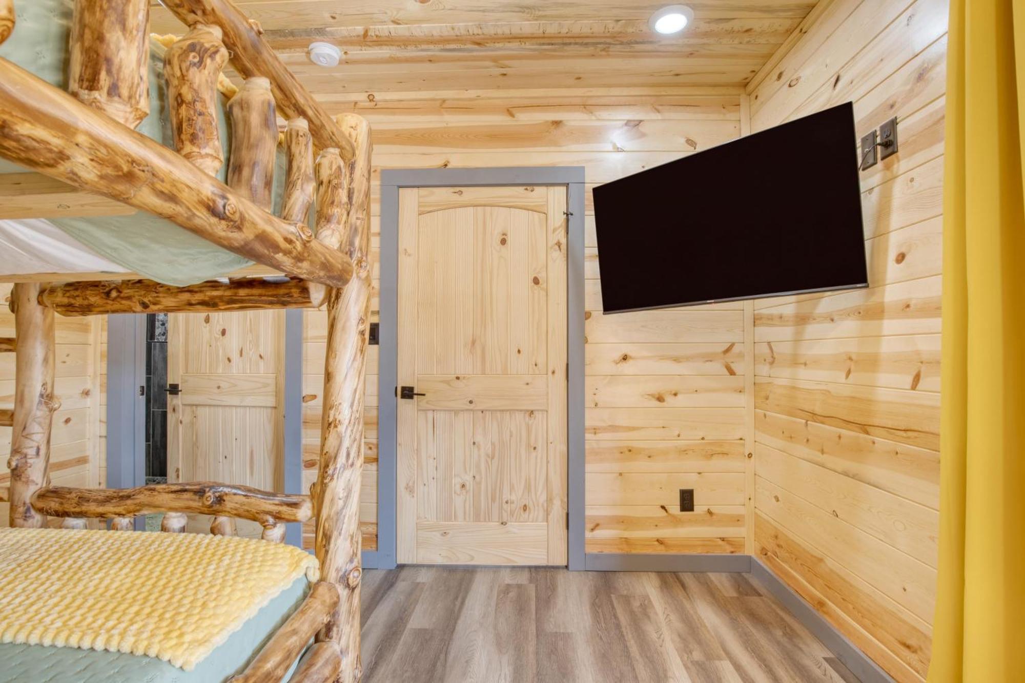Pink Pines Avantstay Luxury Aesthetic Dream Home Indoor Pool Hot Tub Pigeon Forge Exteriör bild